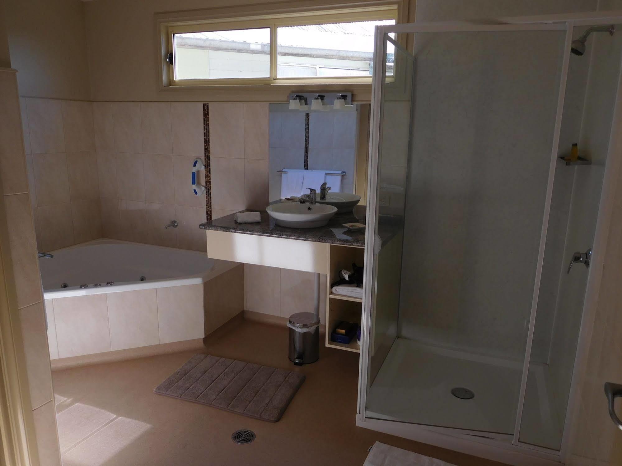 Milawa Muscat Retreat B&B エクステリア 写真